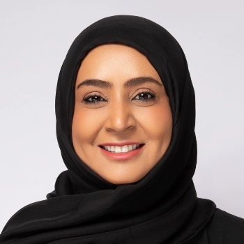 Noura Al Qassimi, Emirate Society